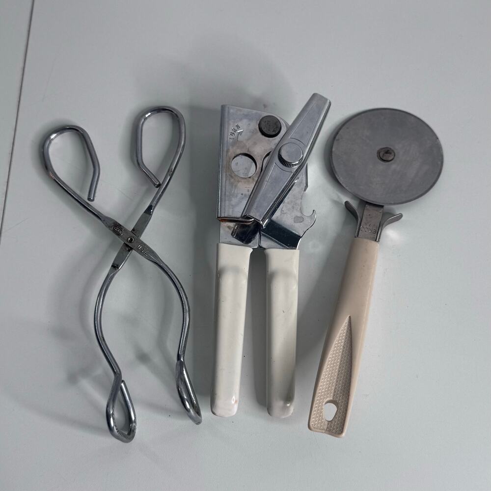Lot 3 VTG  Kitchen Tools,  Ecko Pizza Cutter, Swing Way Can Opener, Ecko Tongs